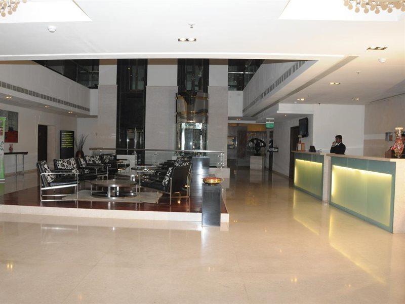 Royal Park Kakinada Hotel ภายนอก รูปภาพ