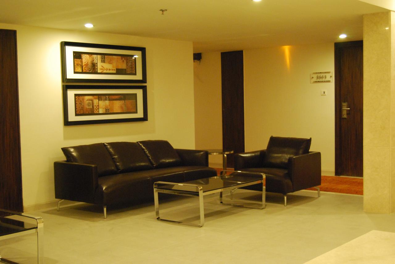 Royal Park Kakinada Hotel ภายนอก รูปภาพ