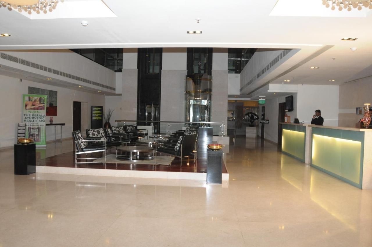 Royal Park Kakinada Hotel ภายนอก รูปภาพ