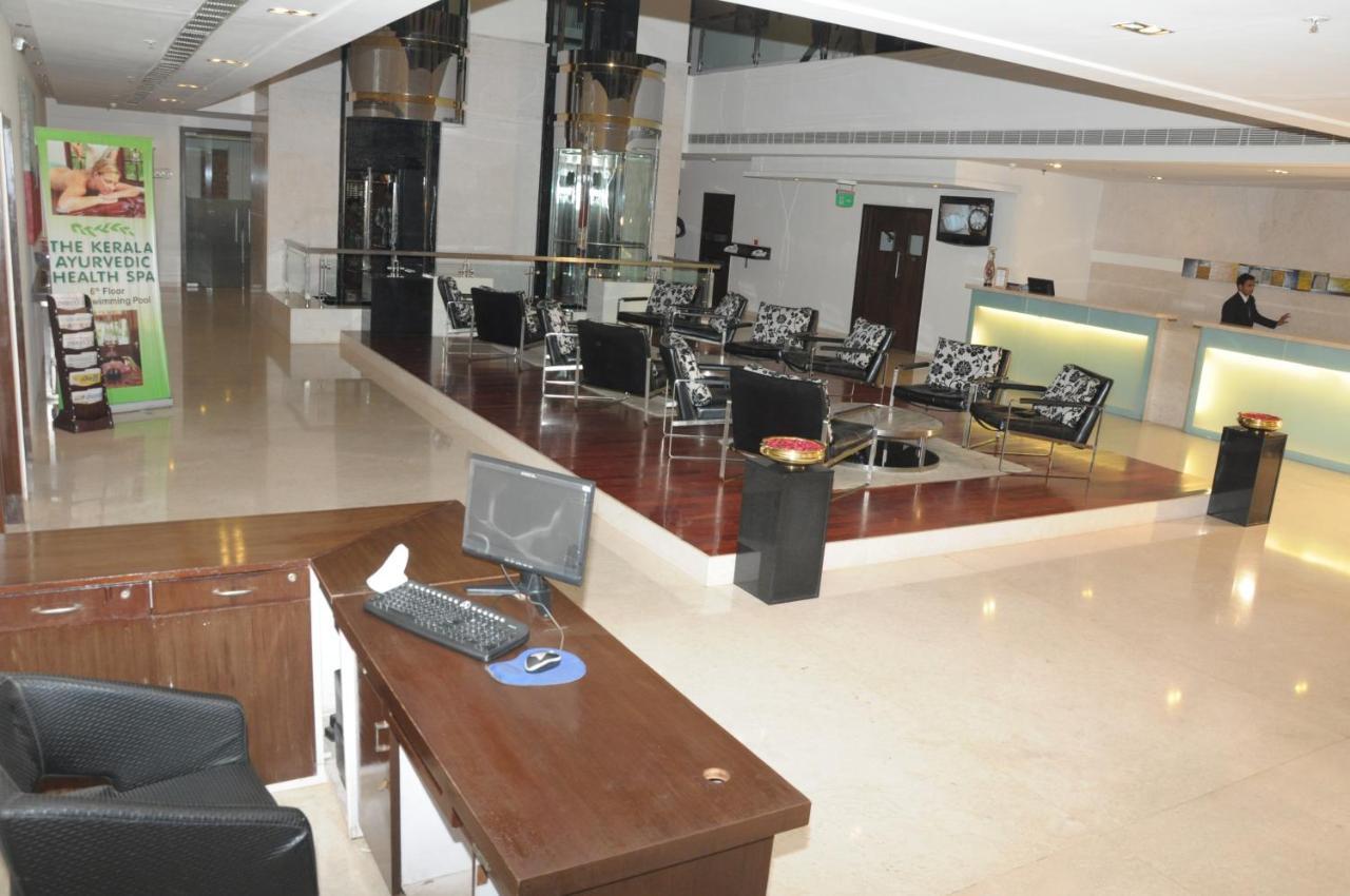 Royal Park Kakinada Hotel ภายนอก รูปภาพ